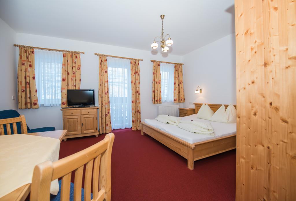 Aparthotel Ederhof Schlanitzen Quarto foto